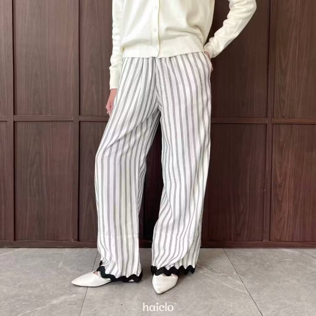 dlaelf67's tweet photo. Celana yang bikin OOTD santai tetap kelihatan niat https://t.co/iIv4Np5wH4