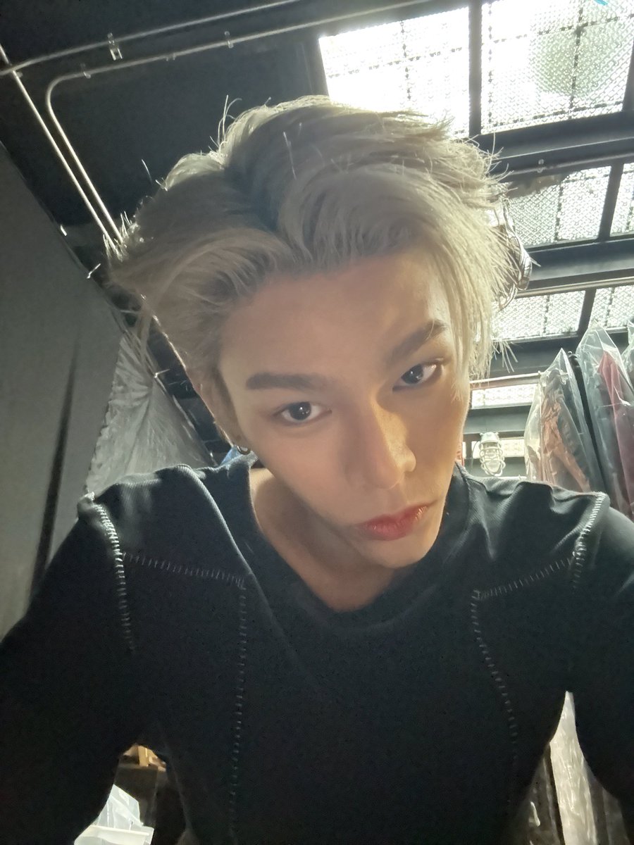 milk2may's tweet photo. The Crow Club Q7
#อีกาสมาคมQ7 https://t.co/8sRZDIN91C