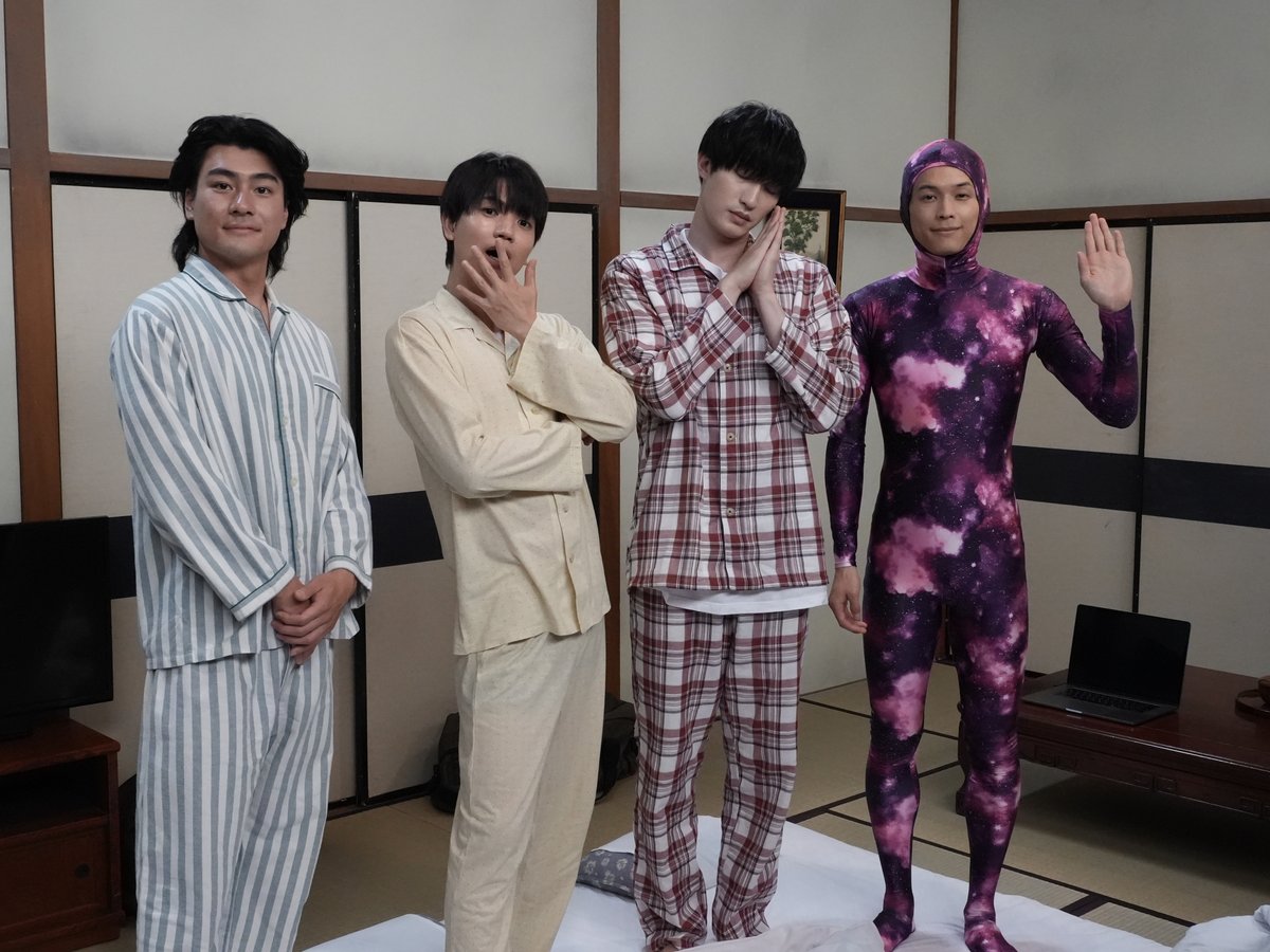 Storm_FILM_'s tweet photo. ◤#ワロタ2【#5】 のミダシ！◢
⋱🚩あす8月12日(水)0時🚩⋰
#PrimeVideo 独占配信開始
『ワロタ！SEASON2』#5 は…!

▪#森本慎太郎 原案の新作コント「心の声で」💬電車内で繰り広げられる不思議な体験！？
▪"HOKUTO松村スリーピーちゃんねる"シーズン2も絶好調❕「寝る前に」💻
▪人気コント「SAT」はあるメンバーへのクレーム合戦に🤭
▫コント&トークゲストは #野間口徹 さん！

#5 の配信を是非お楽しみに🫶

#1〜#4はこちら
▶https://t.co/iGj68bbugS

番組の感想は ˗ˏˋ #ワロタ２ ˊˎ˗ で！