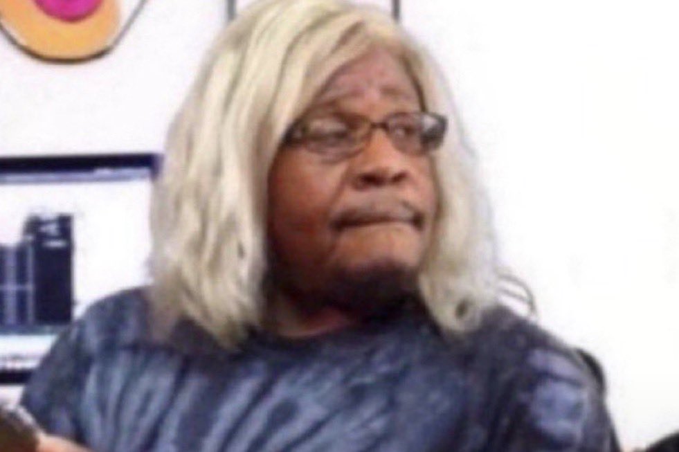 punky4princess's tweet photo. @swiftism100 girl i’m so fuckin traumatize i need some funny oinka endings videos to make this horrific video out out my mind https://t.co/tyUxlwx6GX