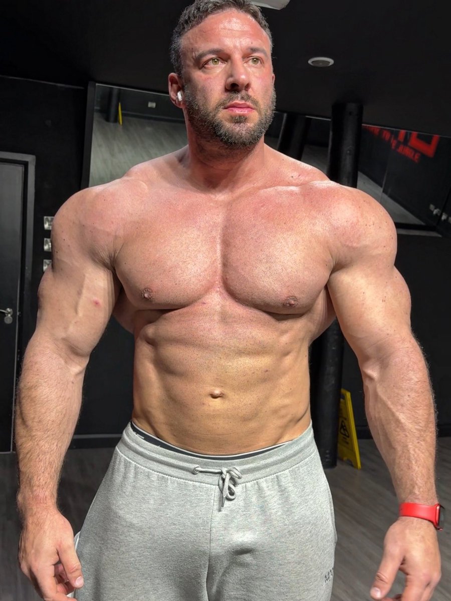 Richard_flbbpro's tweet photo. 6kg down to 127kg fasted weight. Reduced AAS. Feel miles better but unfortunately entering the shit phase. Those who diet down regularly will know… 💀✅🤣

JOIN US ON TELEGRAM 👇👇👇👇👇

https://t.co/vJaBIgfEGi https://t.co/49ElMiQhZn
