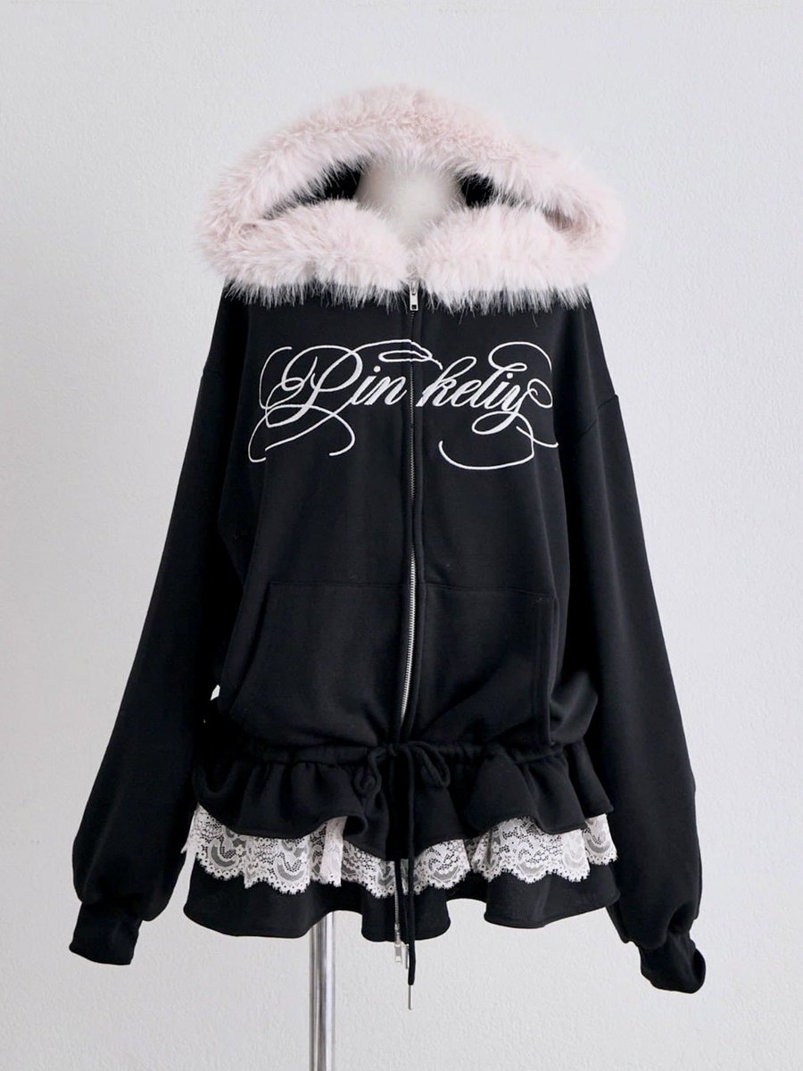 mm4dollnc's tweet photo. ♡*.+🐈‍⬛ 𝑂𝐿𝐼𝑉𝐸 𝑑𝑒𝑠 𝑂𝐿𝐼𝑉𝐸 🎀♡*.+
バズってたゆるあざとパーカーが秋ver.になって登場.ᐟ.ᐟ
ふわふわファーでさらにあざと可愛い(՞っ ̫ _՞)♡

✎﹏ ファー付きティアードパーカー ¥7,590(税込)
        明日8/7(金)19:00予約start.ᐟ
https://t.co/ZohnDYOnVG  #pr https://t.co/r3Y6vaPIpt