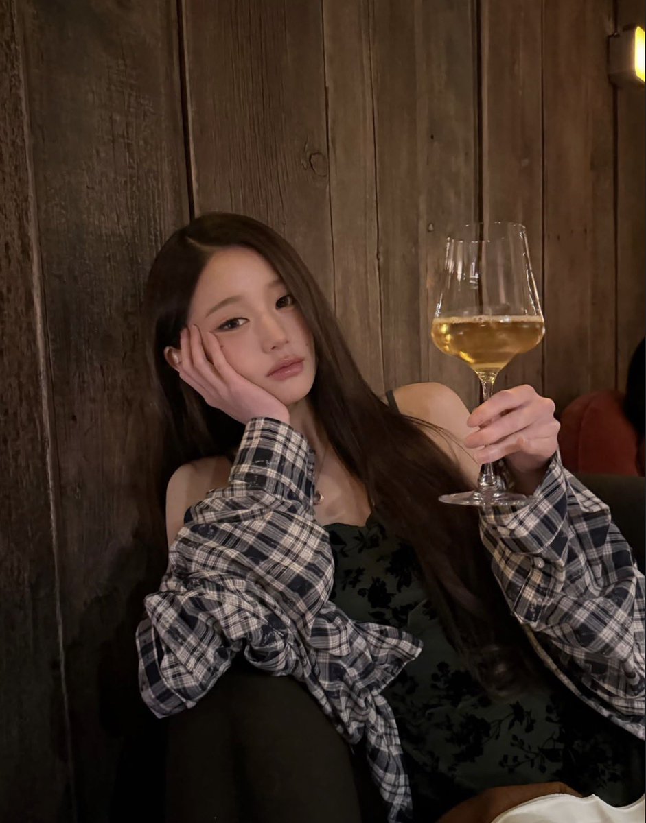 3prpei's tweet photo. 술 안주가 없네❓🤭
거기 너 이리와서 안주감해봐🖕🖤
-
옳지.,🖤 말 잘듣네 멍멍이 처럼⁉️
그럼 이제 옷 다 벗고 춤 좀 춰봐🤭
병신새끼🖕💓
#연능 #여깨 #멤놀 #맘눌떡 https://t.co/MOEOWYSWa4