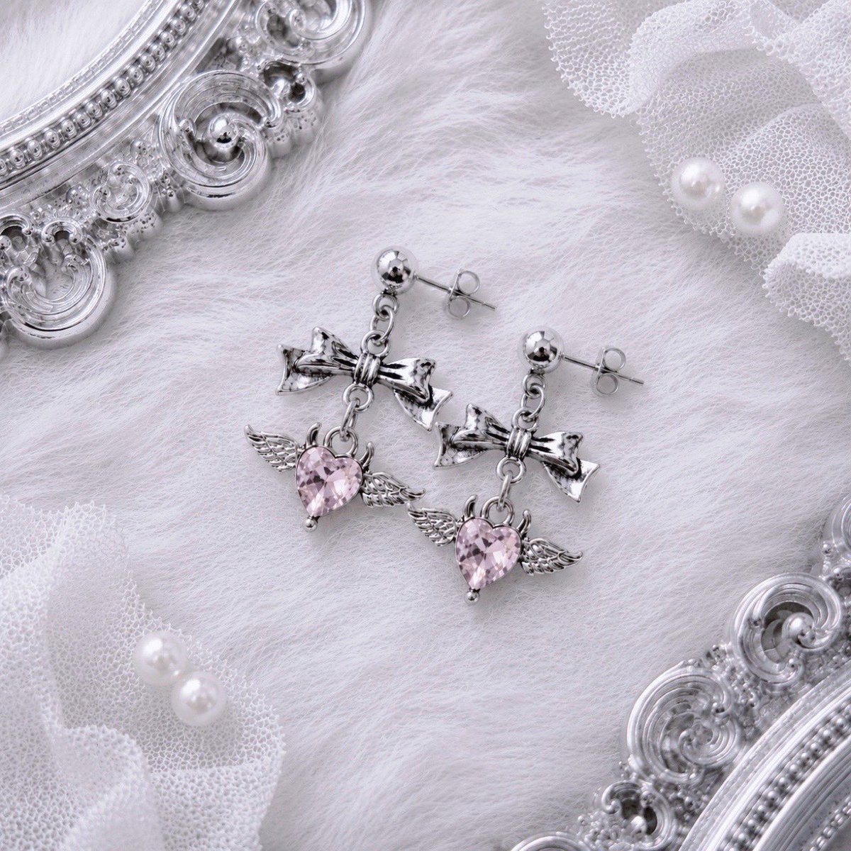 melty__silver's tweet photo. ピンクデビルシリーズ8月22日入荷予定です❕
メルカリ､BASEで予約受付中です💌💭 https://t.co/LI9Fra9o9f
