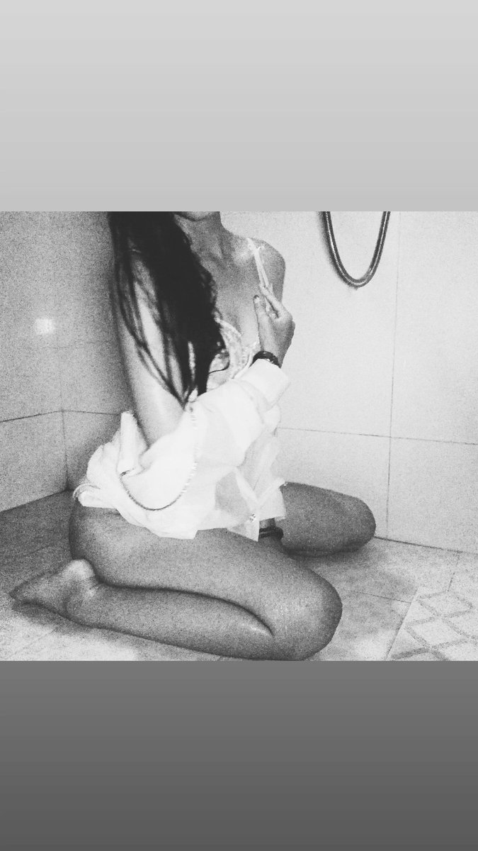 MaanX02's tweet photo. 🛀 https://t.co/u3K1qPdctE