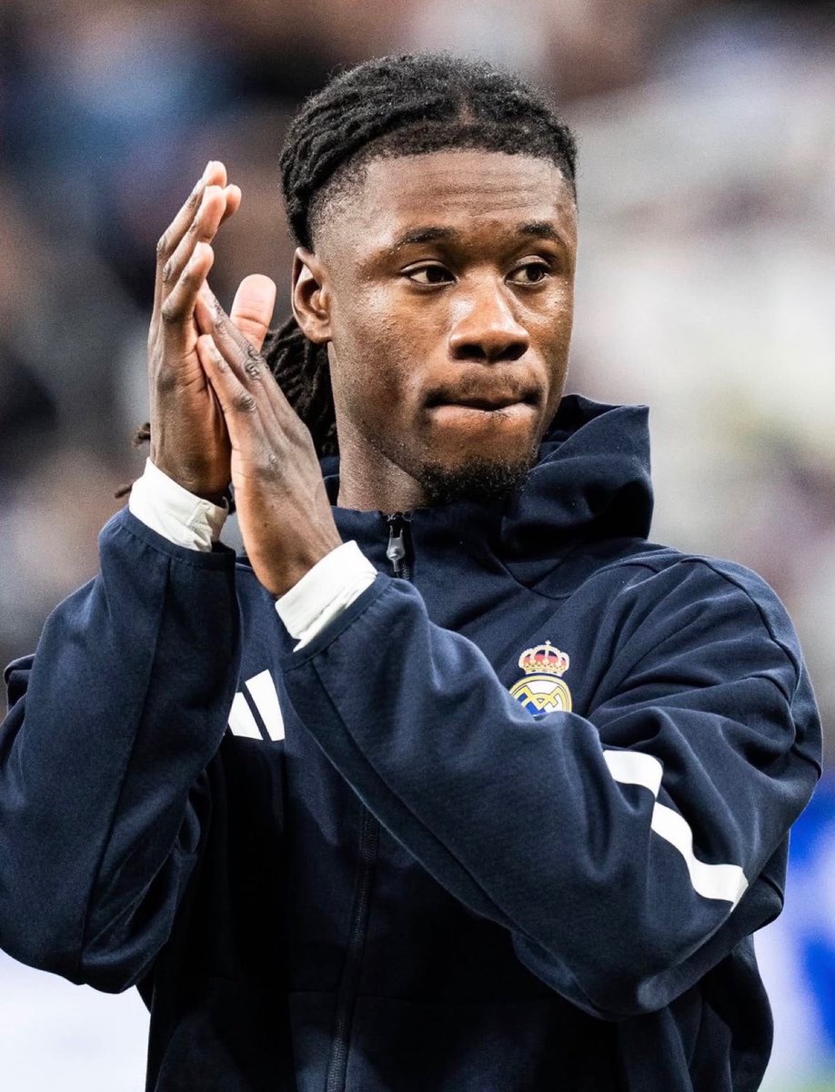 MadridUniversal's tweet photo. 🚨 JUST IN: Galatasaray are studying a loan move for Eduardo Camavinga.

His departure could free up an additional spot in the midfield.

— @fotomac https://t.co/BNxg6ZzjFP