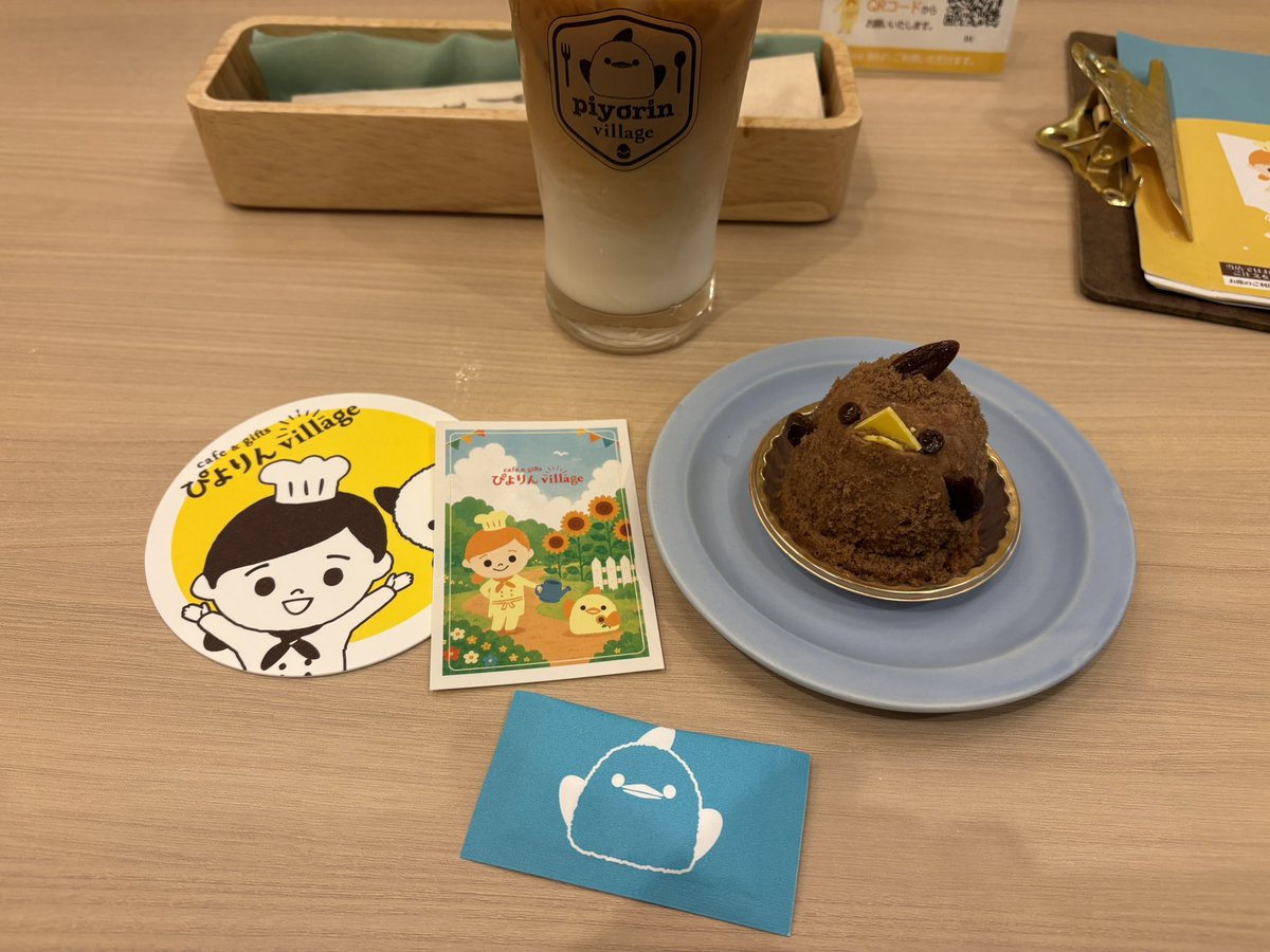 necomatayama's tweet photo. ぴよりんヴィレッジに行ってきた。
100分待ちだったけど、名駅久しぶりで色々見てたらすぐだった。
美味しかったです。 https://t.co/ijgYfZpL3L