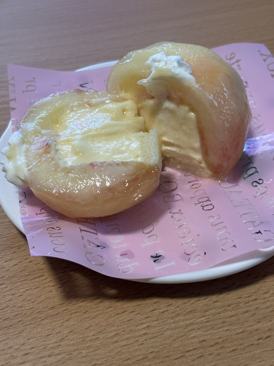 kazue3_'s tweet photo. 自分へのご褒美🍑まるごとピーチ🍑

美味しかった( *ˊᵕˋ*) 〜ᐝ https://t.co/JlQpb3Oim5