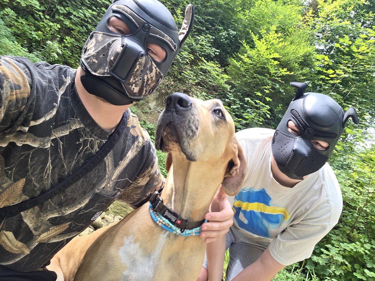 PuPTeemoAkiro's tweet photo. Puppy's taking the puppy for a walk🐶
#GayPup #PupPlay #HandlerWanted #PuppyBoy #GearPup
#puppyplay #puppy #gay #gaypuppy #gaypup #pup #domsub #submission #domination #furry #bdsm https://t.co/1LOXWQIEJf