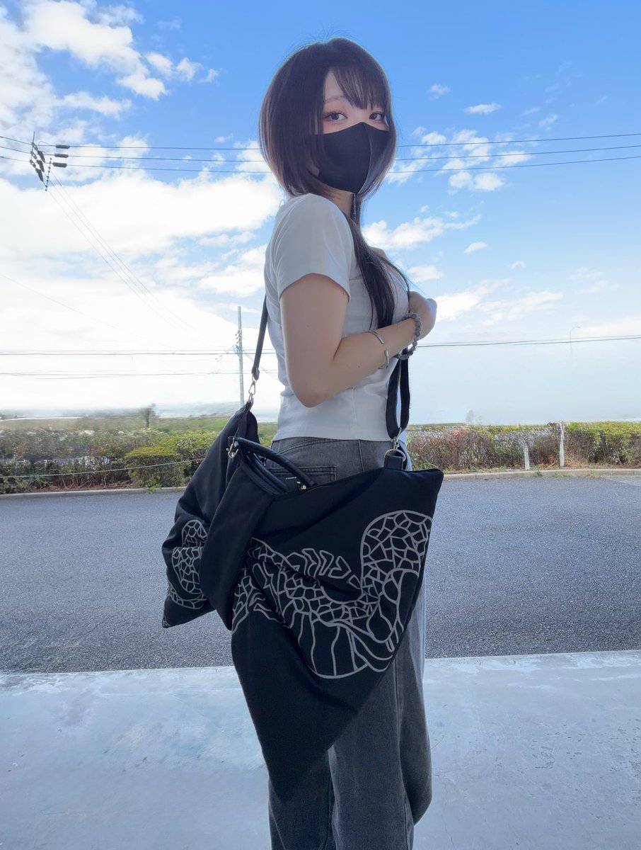 eyeshiny_gibous's tweet photo. 蛇蠍さんの.⋆𝜗𝜚のバック作ったよჱ̒˶ｰ̀֊ｰ́ ) https://t.co/oZP1DfpmDN