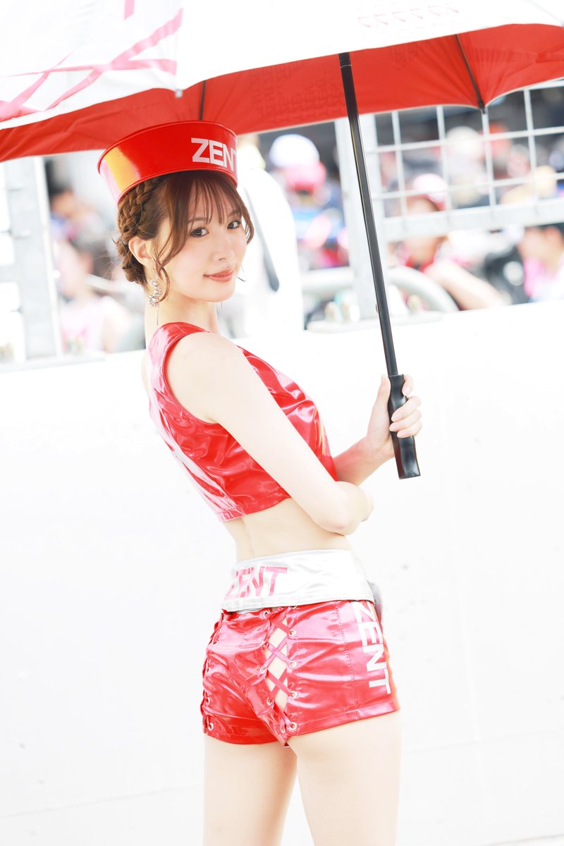 kazuyoppy's tweet photo. 2026.8.1 SUPER GT Rd.4  FUJI
ピットウォーク
TGR TEAM KeePer CERUMO
ZENTsweeties2026
#松田蘭 さん(@ran_mjargtne)
撮影有難うございました😀

#ZENTsweeties ＃レースアンバサダー https://t.co/iDFSmUFIpg