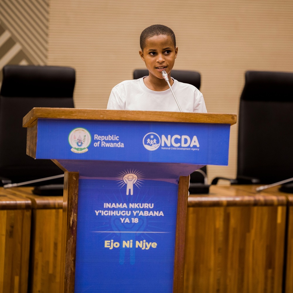 Ijamboryumwana1's tweet photo. The 18th National Children’s Summit is taking place @RwandaParliamnt building, bringing together over 500 children's representatives from across #Rwanda.

Held under the theme "I am the future" – "Ejo Ni Njye," the summit provides a platform for children from villages across the country to share their voices and contribute to shaping Rwanda's future.

#NationalChildrensSummit #EjoNiNjye #ChildParticipation #Rwanda