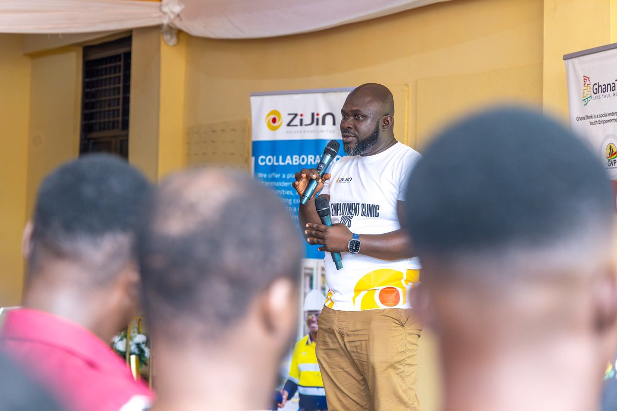 KofiAshon's tweet photo. Stay true to your convictions to help others be better than yourself. 

Never lose sight of that! 

Shots from the second edition of the Zijin Employment Clinic held in Amanfrom in the Birim North District in the Eastern Region of Ghana. https://t.co/fno7aQfzhR