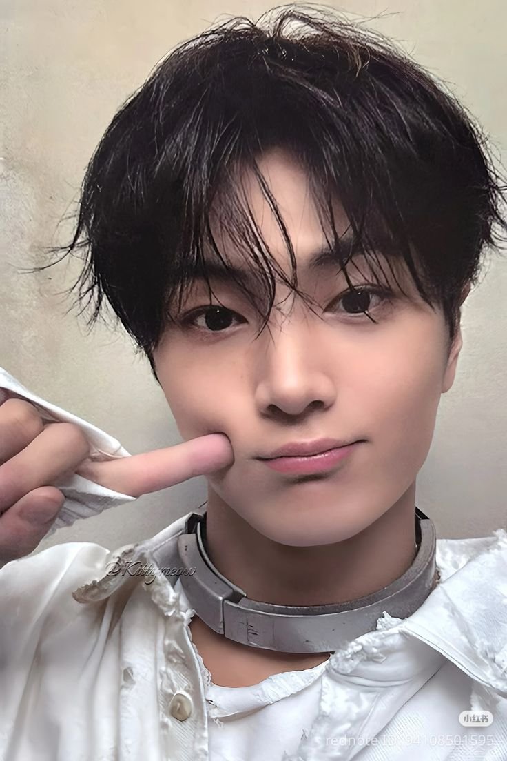 swnjngsz's tweet photo. we still talk about you. 🐈‍⬛🪽 https://t.co/CQfHeWE0C4