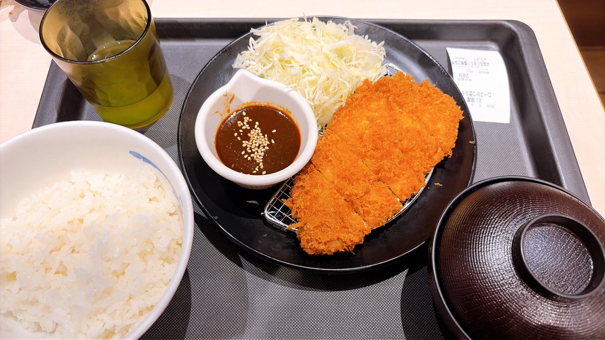mitochondria0_0's tweet photo. 実は二日連続で松のやのトンカツ食べた
今安いから是非 https://t.co/pV3wNAwyZs