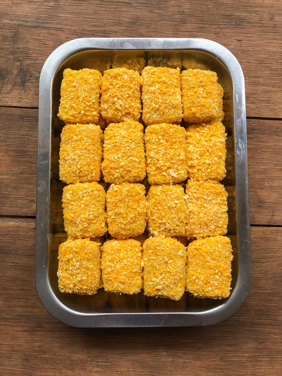 spring_cherry27's tweet photo. Aku kasih tau rahasia ya!!!
Ketiga makanan di bawah ini cuma pakai satu resep makanan aja, yaitu resep nugget (resepnya ada di tweet yang aku sematin di profil)

Emang bisa? Bisa banget dong.
Selain biar cepet, aku lagi males ngadon satu-satu🤣🤣🤣
Emang sih shumainya jadi gak seenak yang biasanya tapi daripada capek gpp lah. Kata suamiku juga enak-enak aja.

Btw yang minta resep kulit rolade aku tulisin di bawah ya 👇🏻