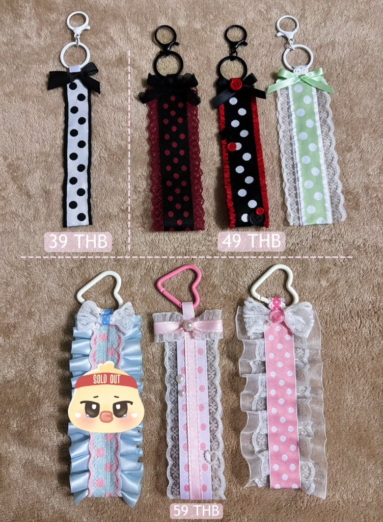RMKAteez's tweet photo. 💖 พร้อมส่ง 𝑊𝐸𝐵𝐵𝐼𝑁𝐺 𝑃𝐼𝑁  𐙚⋆.˚

หากลูกค้าอยาก Custom สีเองสามารถทำได้เช่นกันค่ะ มีให้เลือก 3 ราคา

*สามารถจัดส่งได้พรุ่งนี้เลยค่ะ

💌 ค่าส่ง 30 THB

สนใจสอบถามเพิ่มเติม DM ได้เลยค่า 💖⭐️
#webbingpin #เข็มกลัดริบบิ้น 
#RMKFanart https://t.co/bv4B5yePXA