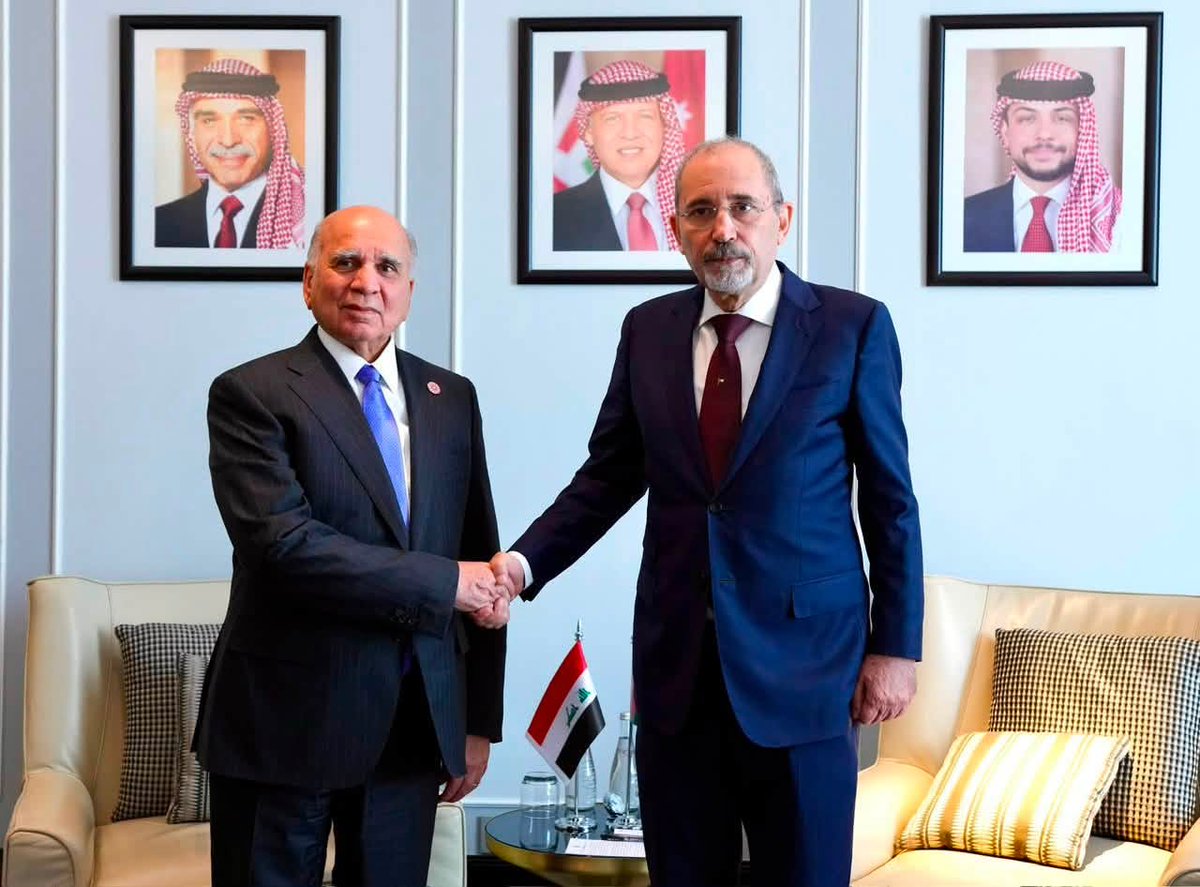 IraqinNairobi's tweet photo. وزير الخارجية فؤاد حسين ونظيره الأردني يبحثان تعزيز العلاقات الثنائية والتنسيق بشأن القضايا الإقليمية – وزارة الخارجية العراقية https://t.co/jLVXgXeYy2 https://t.co/hCKpxHZs4W