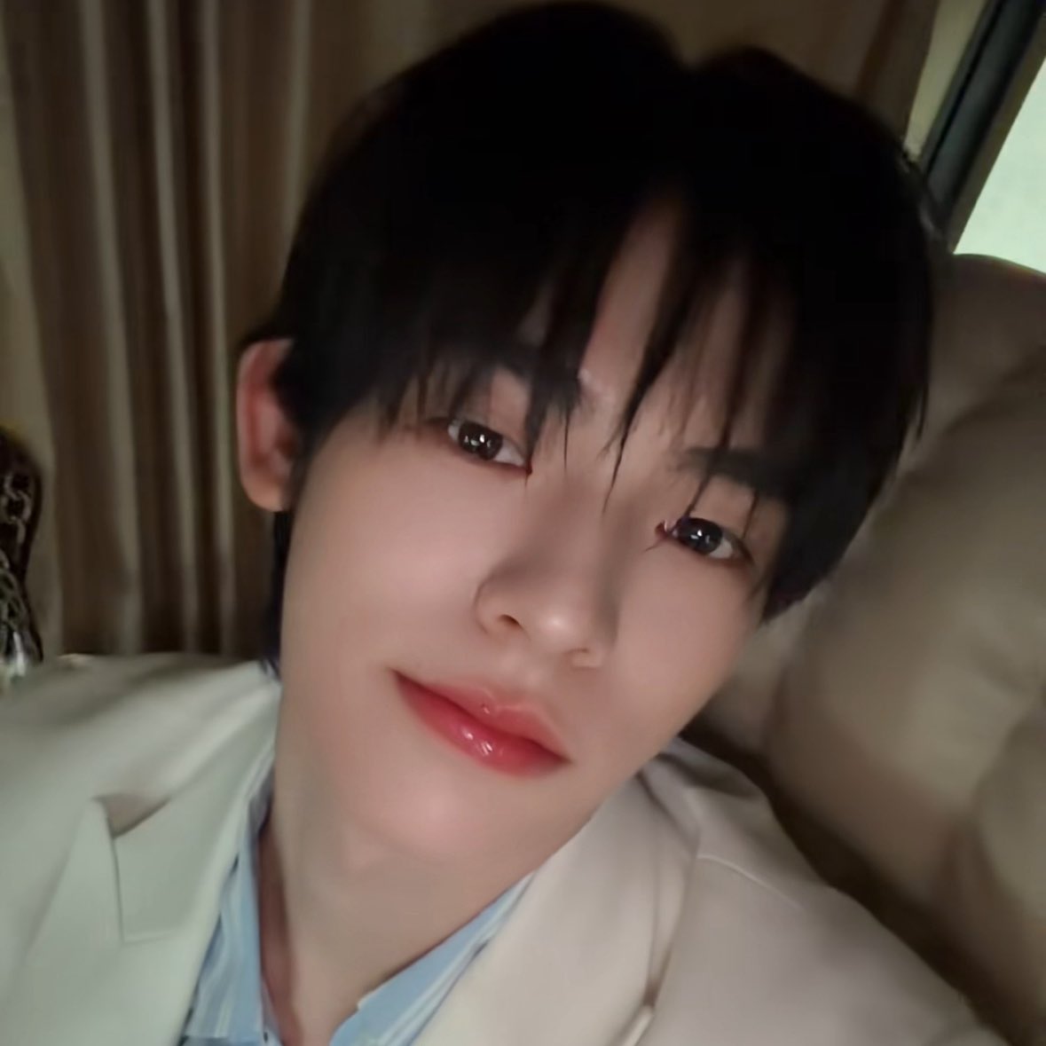 nanekofebip's tweet photo. น้องป๋ออ้อน 🥺                                       น้องป๋อดื้อ 😼 https://t.co/ZB7tIMbEgP