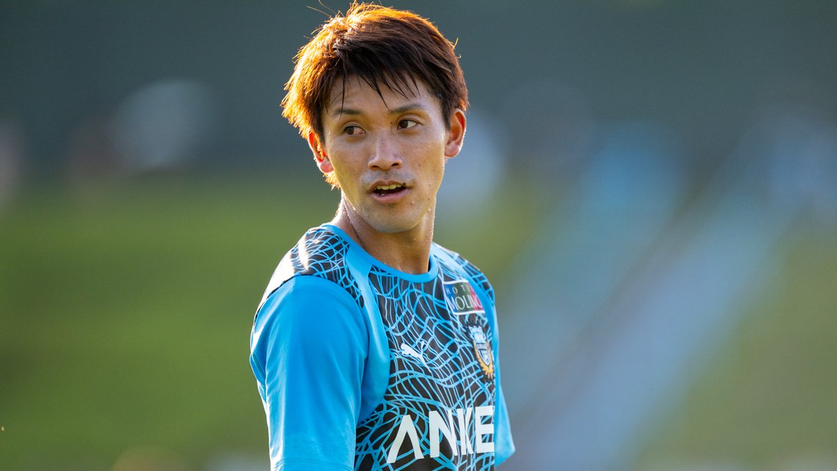 frontale_staff's tweet photo. ／
公式YouTubeチャンネルにて公開🎥
＼

今週末ついに26/27シーズンが開幕。 
8/9（日）の東京ヴェルディ戦に向けて、トレーニングに励む選手たちの姿をお届けします。 

ぜひ、ご覧ください!

ご視聴はこちら🐬
⏩https://t.co/sSLKUstNsd

【広報】#frontale https://t.co/RsYpVqP7AT