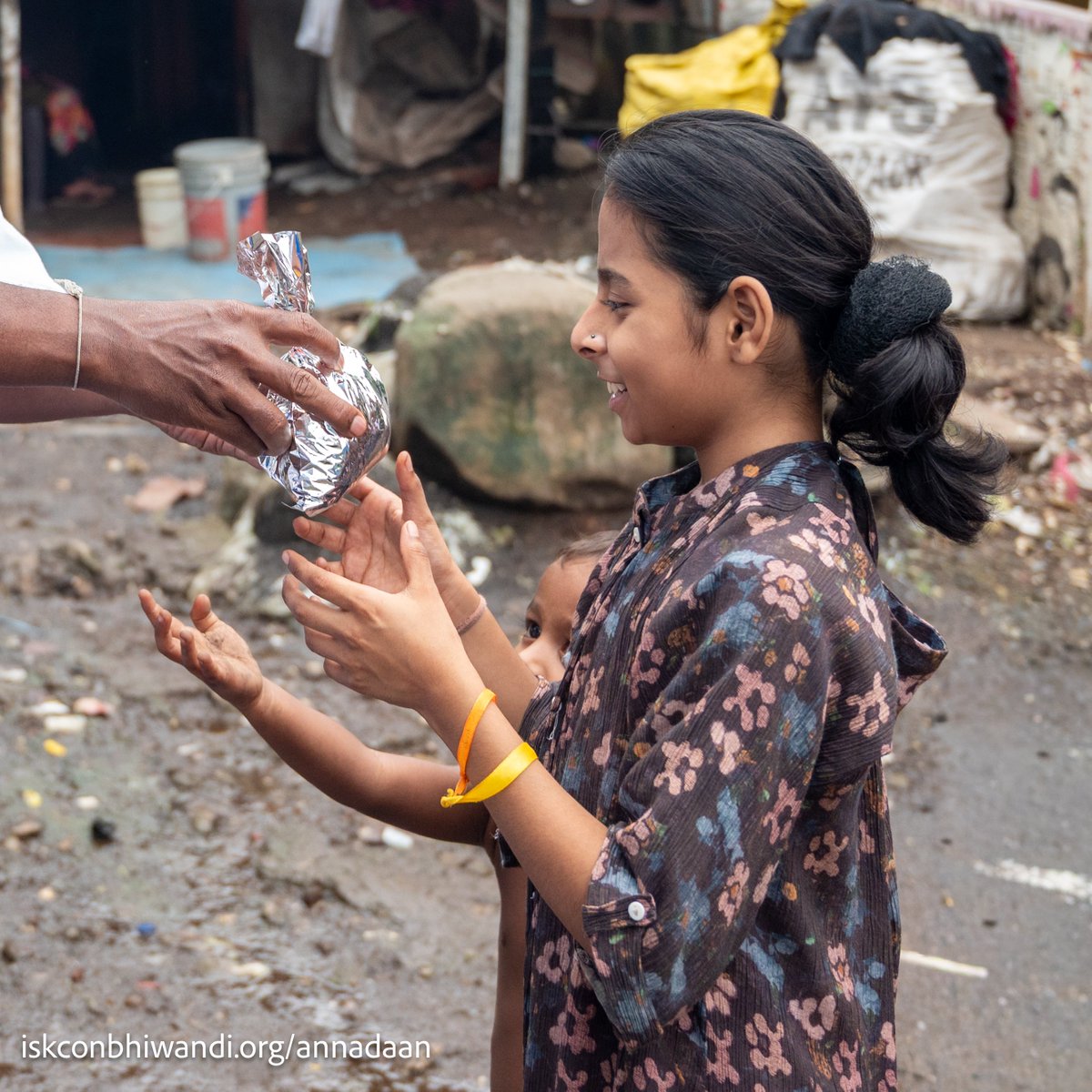 IskconBhiwandi's tweet photo. Annadaan Seva 🍛✨
Free Food Distribution (Food for Life)
📍 Kalyan | 🗓️ 06th August 2026

Support us.
https://t.co/FhBeRZwetC

Follow @annadaan.iskconbhiwandi for updates.

[annadaan seva, free food distribution, food for life, Kalyan, iskcon bhiwandi]

#iskconbhiwandi #annadaan #foodforlife #harekrishna #bhakti