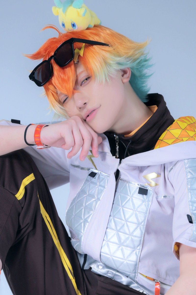 hikage129's tweet photo. ⚠️cos 🌈🕒 🌩️🦒

𝑺𝑬𝑿𝒀 𝑩𝑶𝒀 ♡ https://t.co/qJIiBRKb0Y