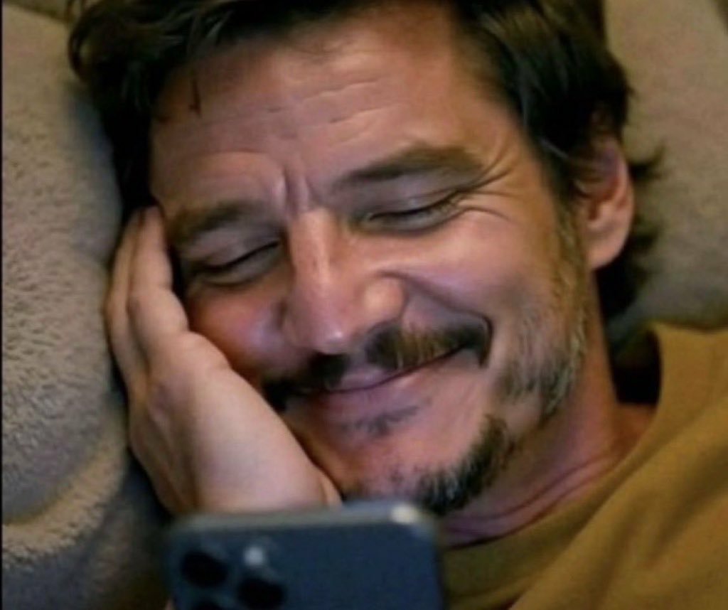 IsHeWalldimir's tweet photo. @peleasoficial Me while watching. https://t.co/LeHcl2nfkG
