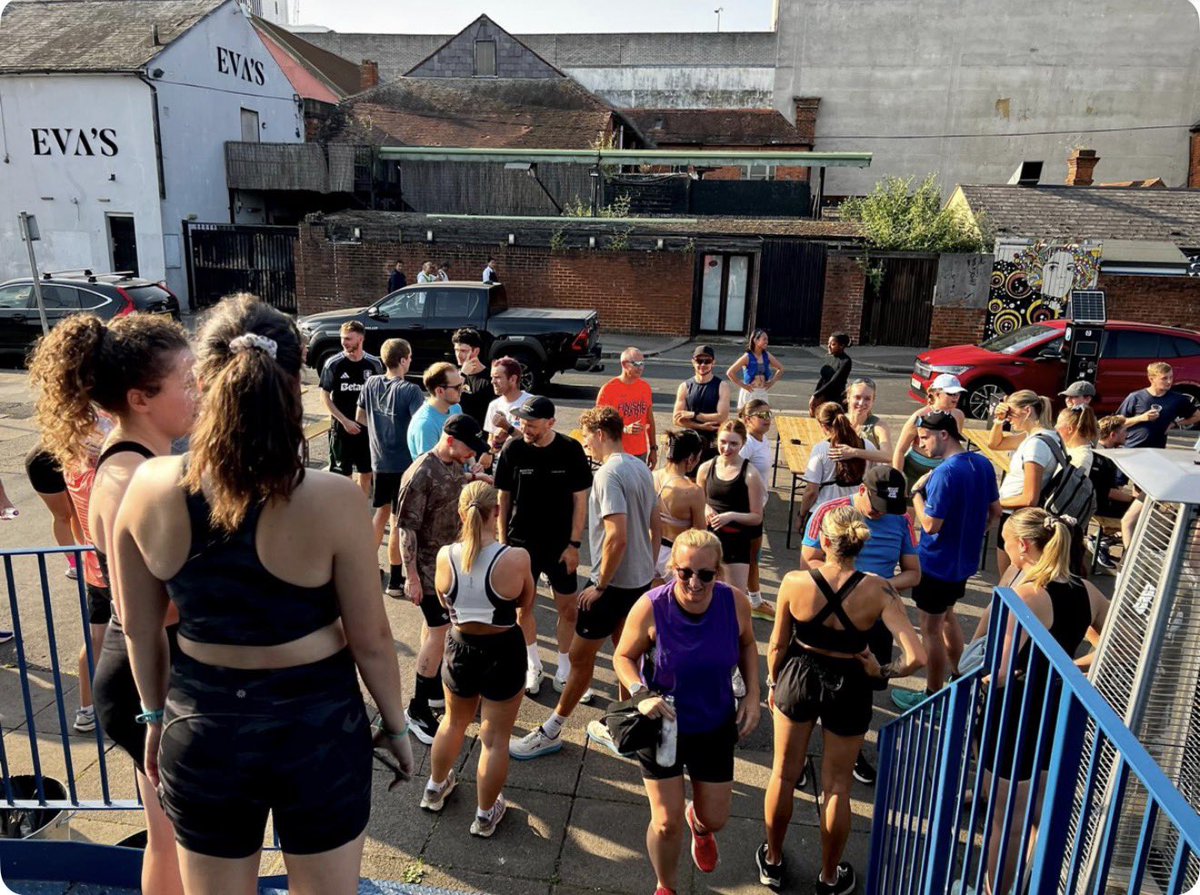 bluecollarfood's tweet photo. Two and a half years in and our mates BISCUIT TOWN RUN CLUB continue to build something special. They meet at Blue Collar Corner twice a week for a 5k run followed by pints &amp; street food, welcome everyone &amp; you can join them by just turning up: https://t.co/Zcxi4G7jFc