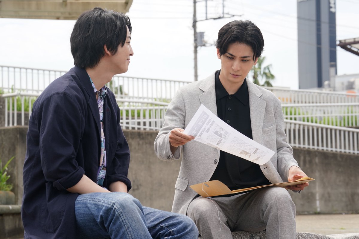 ytvdrama's tweet photo. 木曜ドラマ
『#親愛なる夫へ ～完璧な妻の嘘～』

.𖥔݁˖ 第6話 #TVer 見逃し配信中 .𖥔݁˖

麻衣子の死の真相を暴くため、
優一は週刊誌記者・加藤と接触📸
加藤の目的とは——？

#田中麗奈 #古川雄大
#前田公輝 #尾崎匠海（#INI）
毎週木曜よる𝟏𝟏:𝟓𝟗
@shinainaru_ytv https://t.co/jAmFTfsoMf