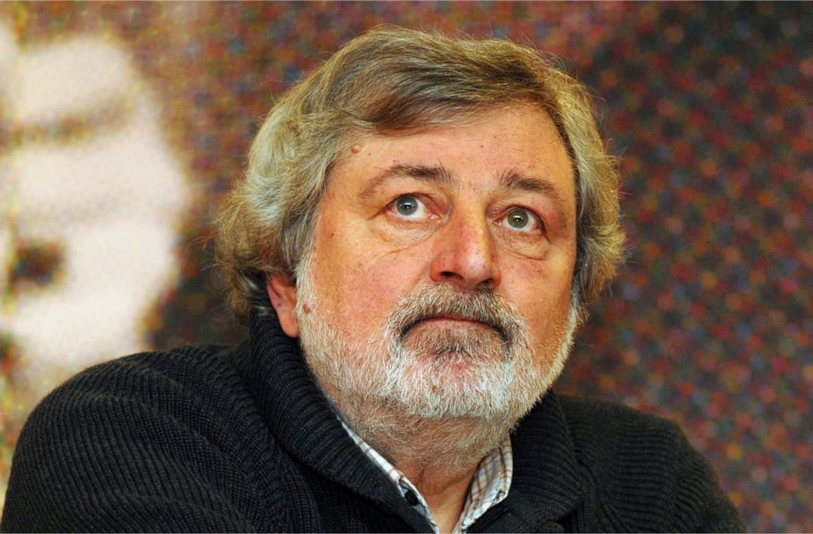 RobertaNuovo tweet picture