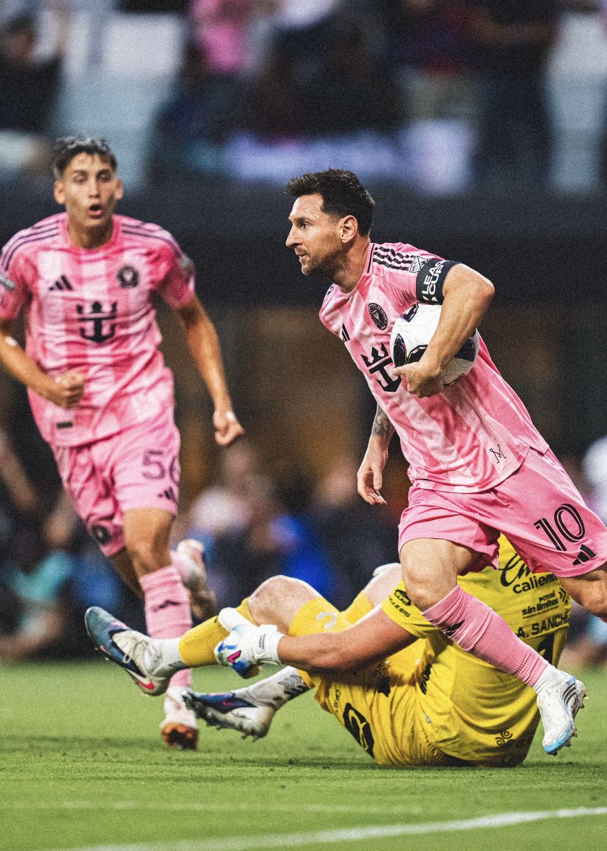 PolymarketSport's tweet photo. 🚨STAT: Lionel Messi at Inter Miami: 

• 106 games
• 92 goals
• 51 assists
• 143 G/A 

Greatness. https://t.co/xGuQYTsnzx