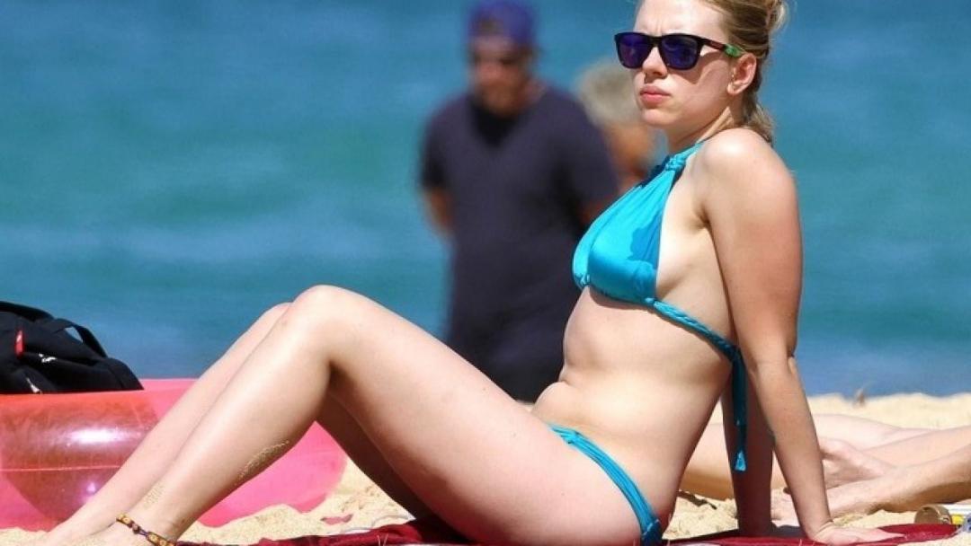Dorakylt's tweet photo. Scarlett Johansson's Gorgeous Vacation Look........ https://t.co/uWMe8Cop2n