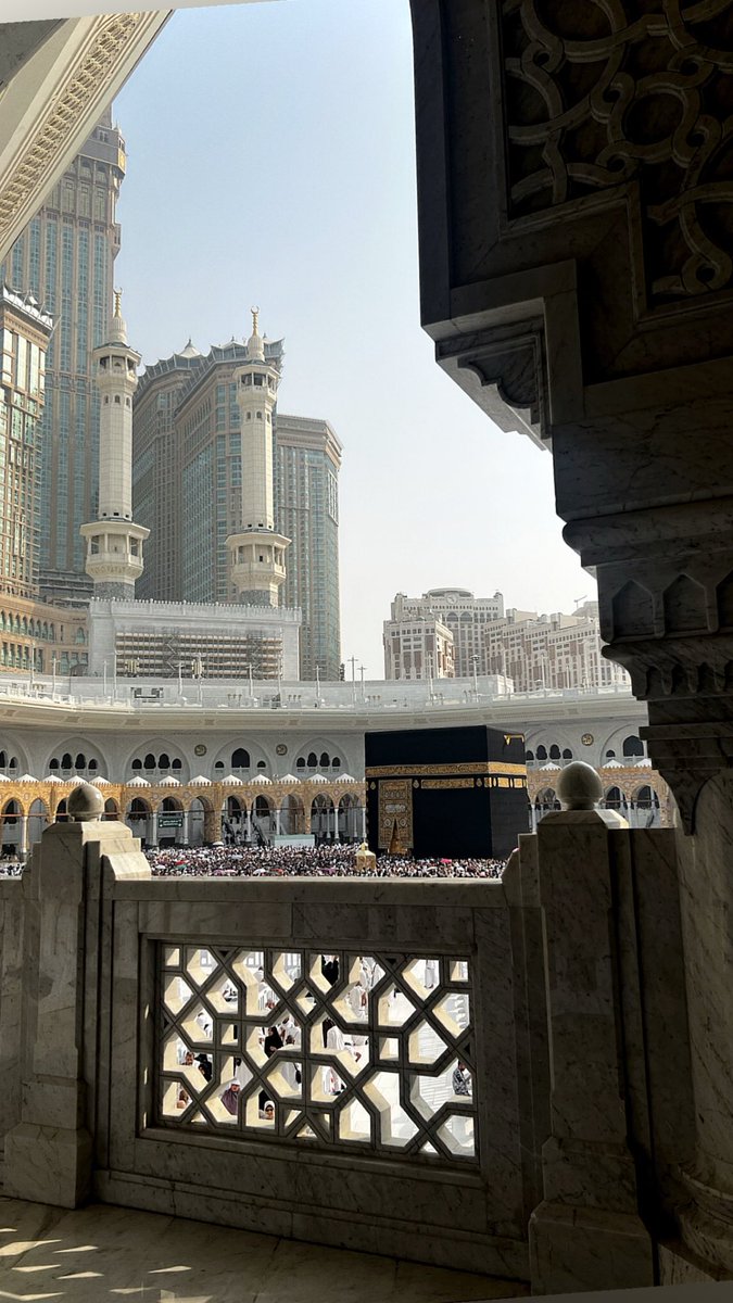 ralanuod's tweet photo. الحمد لله الذي بلّغنا مكة ويسّر الأسباب، اللهم لا تحرمنا فضلك ولا تجعله آخر عهدنا ببيتك الحرام، وارزقنا العودة إليه مراراً وتكراراً🤍.. https://t.co/J28yVu57H3
