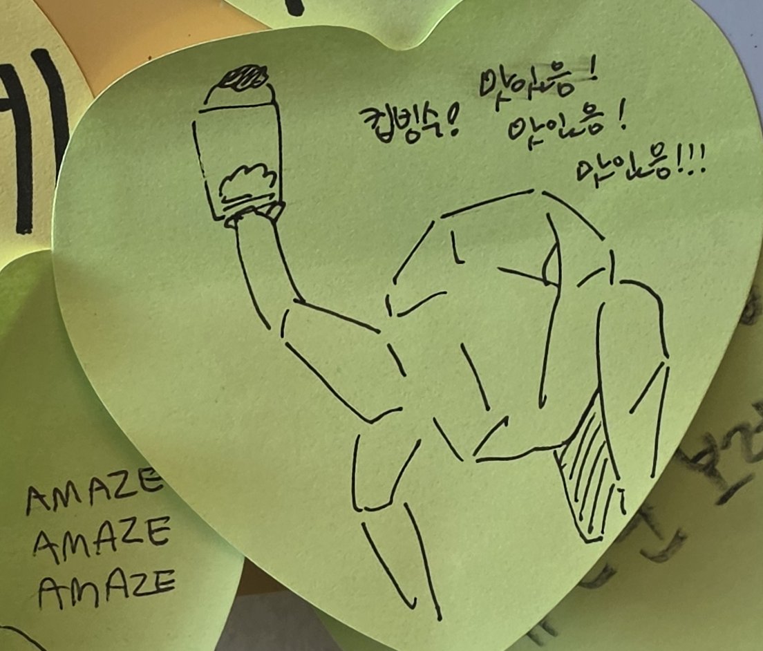 matoo_0's tweet photo. 누가 카페에 로키 그려둠.. 귀여워
전문가의 손길이 느껴짐 https://t.co/TIdHbkV2TI