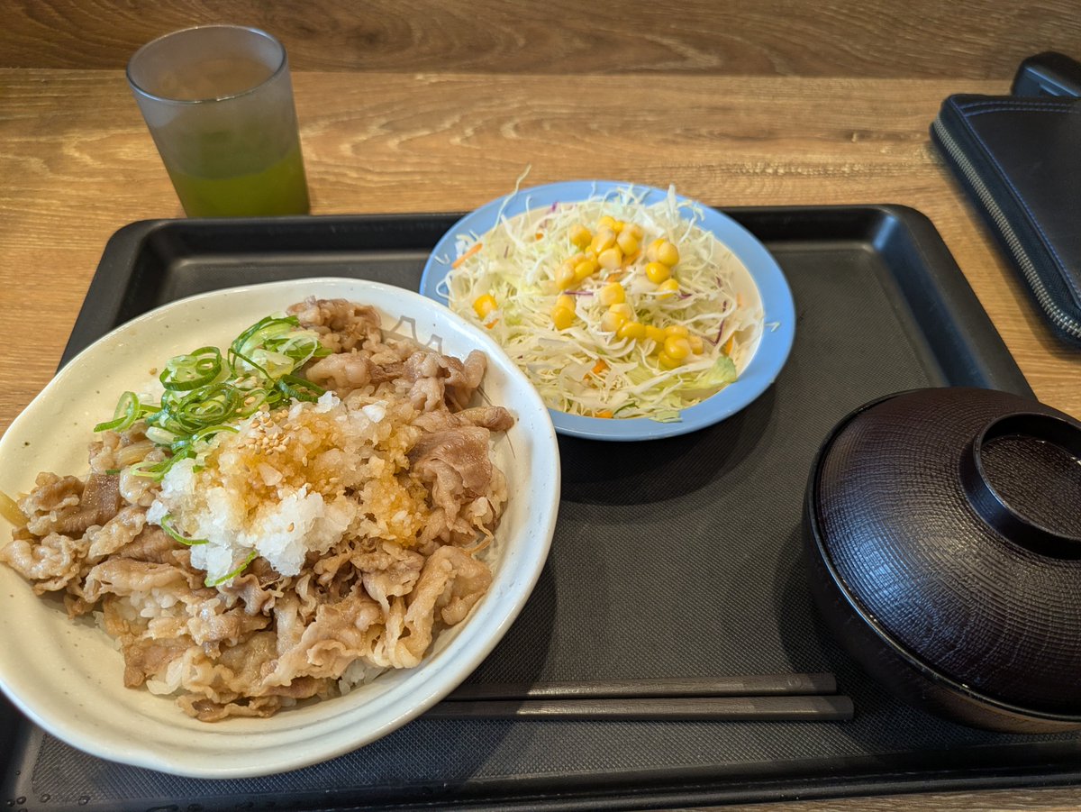 surak0's tweet photo. 月曜からの4日間で3回松屋行ってます
美味しすぎる https://t.co/xEZ162WegS