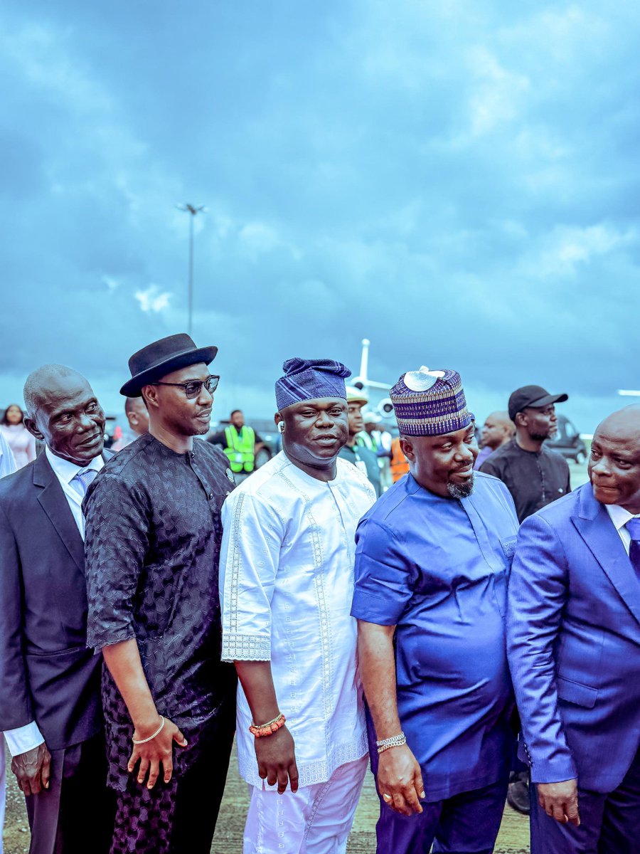 AgofureOfficial's tweet photo. It was an honour to join His Excellency, Rt. Hon. Sheriff Oborevwori, in receiving the Vice President of the Federal Republic of Nigeria, Senator Kashim Shettima, to Delta State for the Delta State Economic and Investment Summit 2026.

A significant moment as we continue to showcase Delta State’s vast investment opportunities and drive sustainable economic growth under the MORE Agenda.

#InvestDelta2026 #MOREAgenda #AdvancingDelta