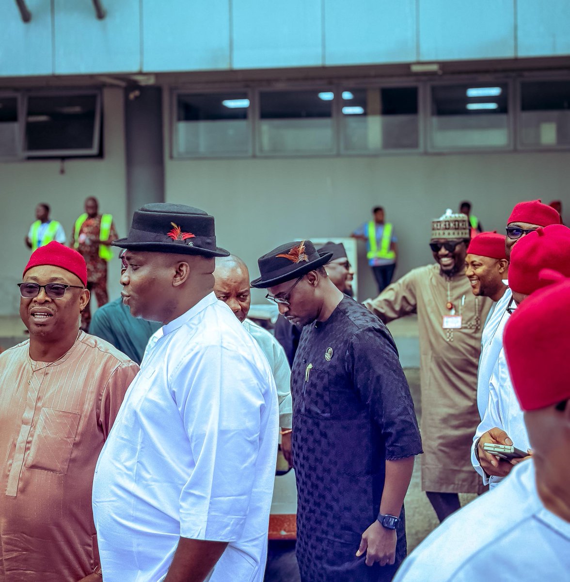 AgofureOfficial's tweet photo. It was an honour to join His Excellency, Rt. Hon. Sheriff Oborevwori, in receiving the Vice President of the Federal Republic of Nigeria, Senator Kashim Shettima, to Delta State for the Delta State Economic and Investment Summit 2026.

A significant moment as we continue to showcase Delta State’s vast investment opportunities and drive sustainable economic growth under the MORE Agenda.

#InvestDelta2026 #MOREAgenda #AdvancingDelta