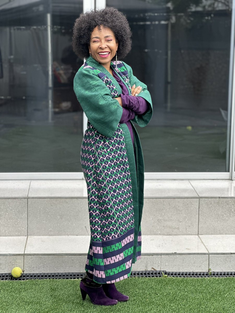 FabAcademic's tweet photo. You don’t have to be everyone’s butterfly.
Be the bee, build, create, contribute and focus on your purpose.

When necessary, challenge the status quo, ask uncomfortable questions and defend what is right.

Impact matters more than approval.

#Leadership #Purpose #Courage https://t.co/xgJYDNvYS9