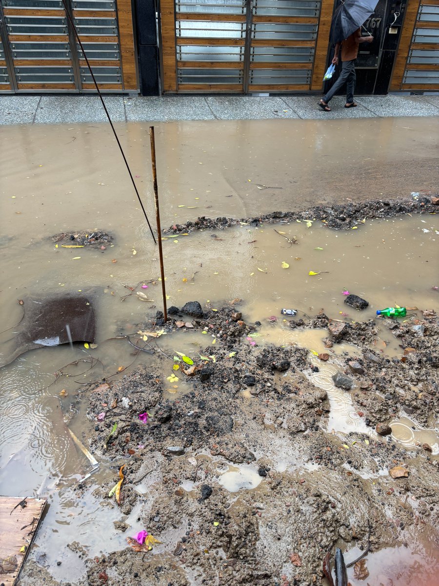 jrcounsel's tweet photo. @MCD_Delhi @LtGovDelhi @gupta_rekha @CMODelhi @praveshwahi This is the the road outside my house. Two people above 80 and a 4 month old child live inside. Unable to get out even for an emergency. Road has been dug up for a month. The hole is not marked or covered and is dangerous to passerbys.

Compliant Number - 260806163311859047 https://t.co/woDX3pSSm2