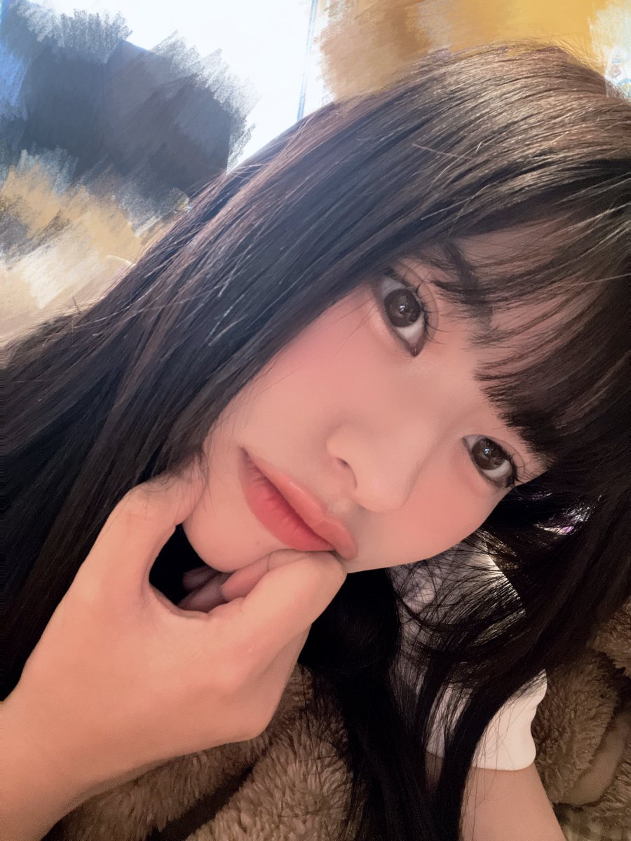 oyasumi_shion's tweet photo. そいえば、身長176.9だった https://t.co/cz3dvc8bw4