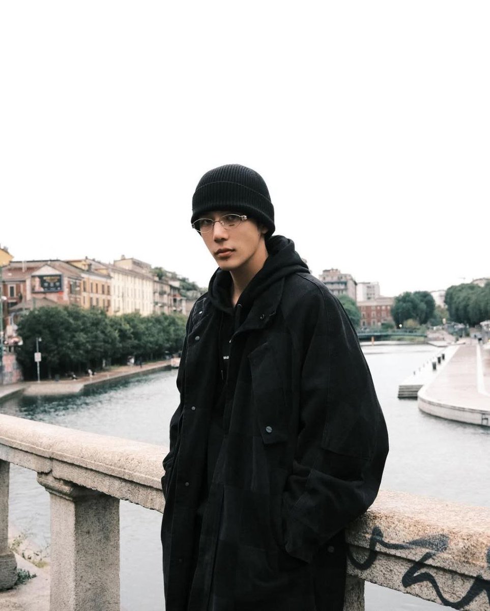 Ena_LilaXtarLit's tweet photo. HAPPY 8TH DEBUT ANNIVERSARY
#8YearsWithAnyu
#AlwaysWithYU
#WangAnyu https://t.co/6zaCUeix6f