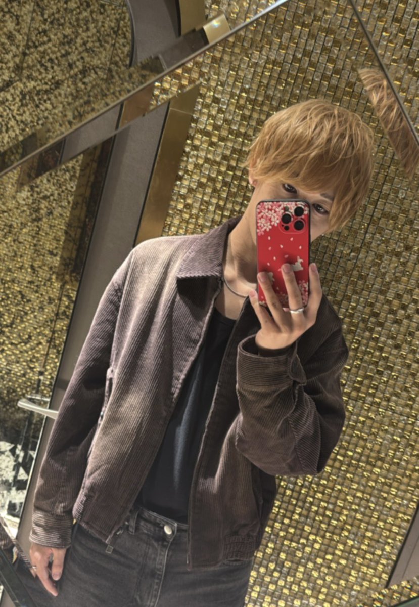 izana_lita's tweet photo. 最近のお気に入りの服たち https://t.co/Kvh3w18YPD