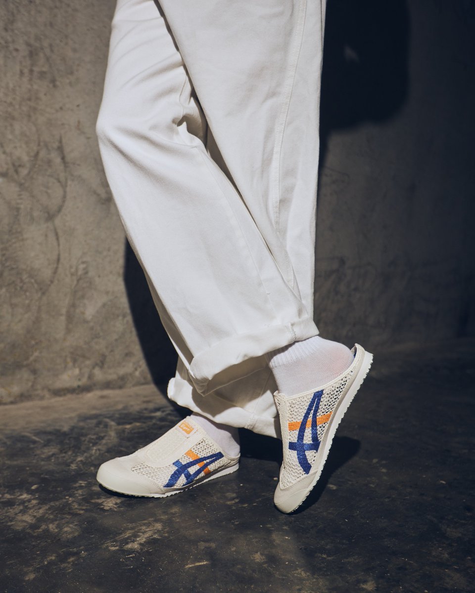 Gulfkanawutofc's tweet photo. @gulfkanawut @OnitsukaTiger กลัฟ คณา​วุฒิ​ แบรนด์​แอม​บาส​เดอร์​ Onitsuka​ Tiger​ สวมรองเท้ารุ่นที่มีจำหน่ายเฉพาะประเทศไทย MEXICO 66 SABOT และลุคนี้จากโอนิซิกะ ไทเกอร์ หล่อมาก

#ThailandExclusive
#MEXICO66SABOT
#OnitsukaTiger
#GulfKanawut​
@gulfkanawut
@OnitsukaTiger https://t.co/BZUaBoX9ux