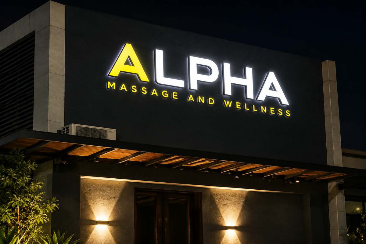 JManieda's tweet photo. The new wet arena is topnotch. the sauna, steam room, and pool are fantastic. ​Staff were warm, professional, and attentive from start to finish. @massage_alpha https://t.co/WOANDmKoGz