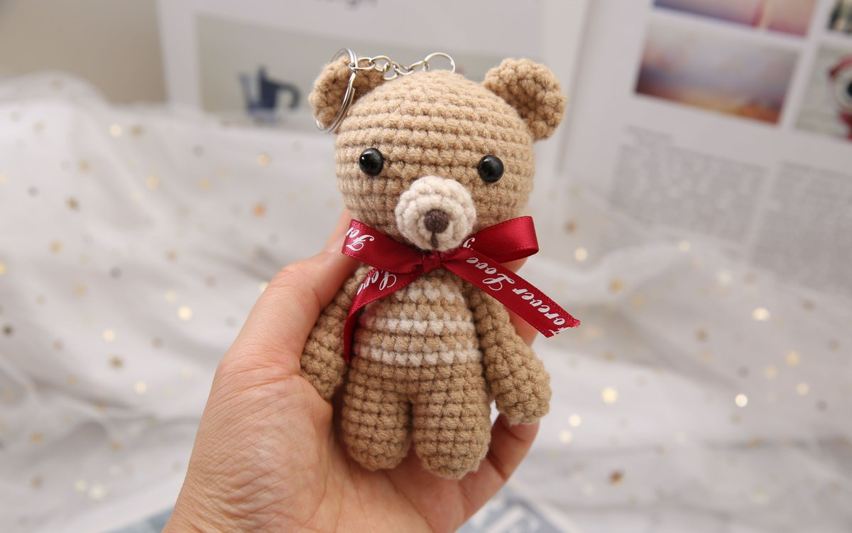 XianneM's tweet photo. Just finished this cute hand-knit mini bear—so soft and cozy, perfect as a little desk buddy! ， https://t.co/oGfNJypGP1