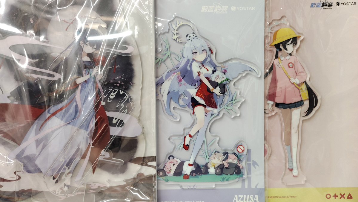 sapporojungle's tweet photo. こんにちは、ジャングル札幌店です！
ブルーアーカイブよりアクリルスタンドやアクリルボード系が入荷しております！

新しく入ったグッズや久しぶりのグッズもいっぱいです。姫が、かわいい、です。

順次展開&amp;他にもいっぱいありますので是非ジャングル札幌店まで！ https://t.co/RQpi0ipDO2