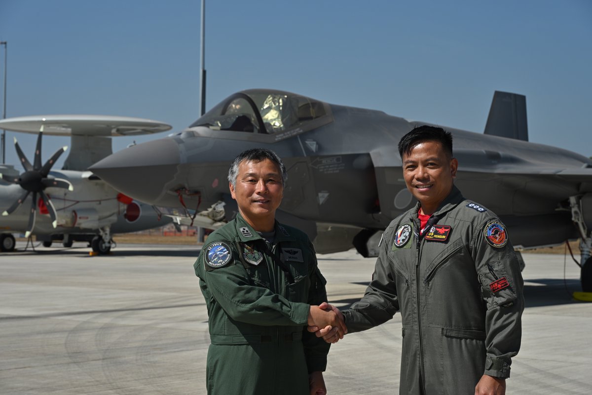 JASDF_adc_pao's tweet photo. #航空総隊 は🇦🇺にて #PitchBlack2026 に参加中✈️
インド空軍(@IAF_MCC)、フィリピン空軍(@PhilAirForce)との防衛交流を実施。
地域の平和、安定のため相互理解の強化を図りました。
#StrongerTogether
#ExPitchBlack https://t.co/IiTH6ZL2b5