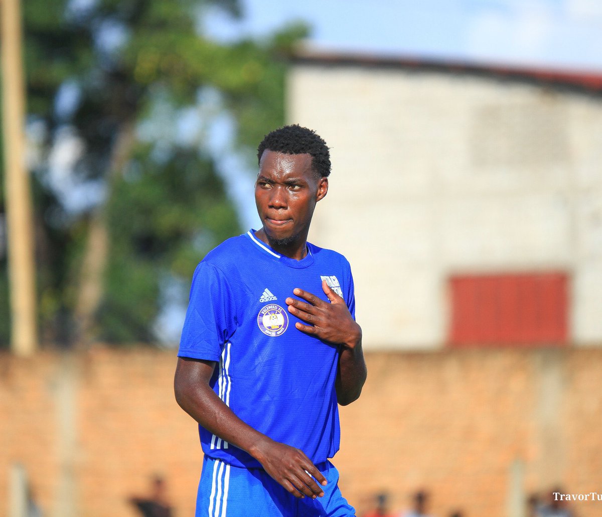 NewJoshua6's tweet photo. In This Moment You Have To Feel Sorry For Steven Mugisha 🥺👌

He Lost Two Mates In One Day , His Captain Owori &amp; The One He Captained Rodger’s Ssebyondya At Bulemeezi 😔🗞️

It’s A Sorry Week Indeed . https://t.co/ha04f4cvMg