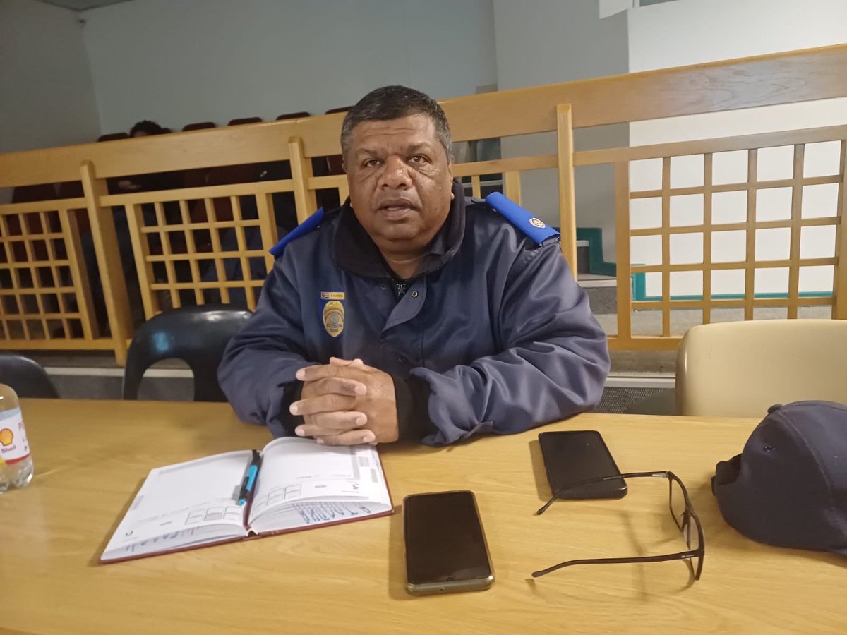 SAPoliceService's tweet photo. #sapsGP [BOOTS ON THE GROUND: PROVINCIAL OPERATION SHANELA II IN JOHANNESBURG DISTRICT]

The #SAPS Deputy Provincial Commissioner: Policing in Gauteng, Major General Fred Kekana, is joined by Johannesburg District Commissioner, Major General Nonhlanhla Kubheka, senior officers from Gauteng Provincial Head Office, Johannesburg District, @JoburgMPD, and Community Police Forum members, as he will be leading Provincial #OperationShanelaII in Johannesburg District today. The team was briefed about the crime situation at both stations and how the operation can assist with the reduction of crime in those areas.

#PoliceVisibility #CrimePrevention #PartnershipPolicing #CommunityPolicing ST