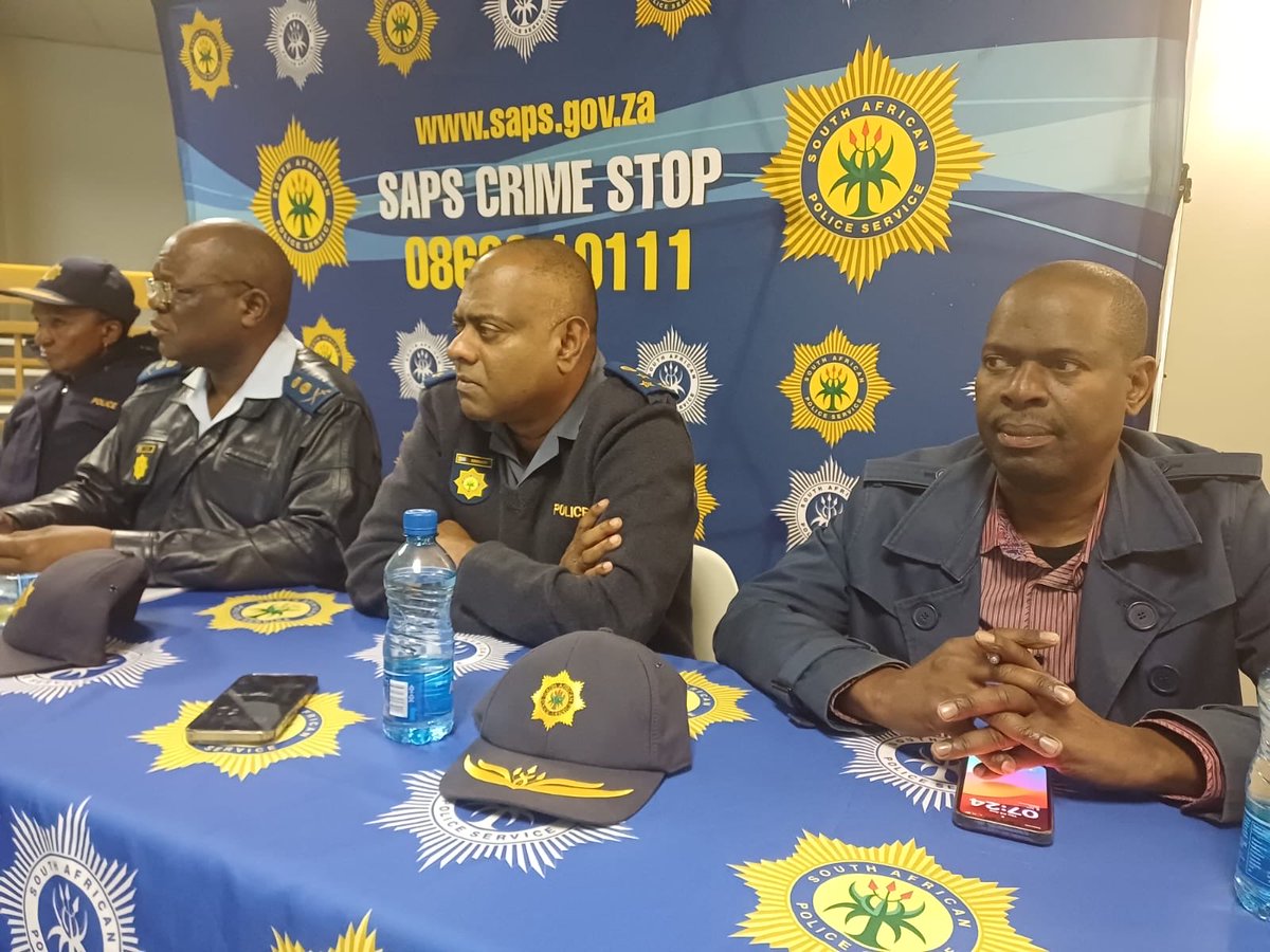 SAPoliceService's tweet photo. #sapsGP [BOOTS ON THE GROUND: PROVINCIAL OPERATION SHANELA II IN JOHANNESBURG DISTRICT]

The #SAPS Deputy Provincial Commissioner: Policing in Gauteng, Major General Fred Kekana, is joined by Johannesburg District Commissioner, Major General Nonhlanhla Kubheka, senior officers from Gauteng Provincial Head Office, Johannesburg District, @JoburgMPD, and Community Police Forum members, as he will be leading Provincial #OperationShanelaII in Johannesburg District today. The team was briefed about the crime situation at both stations and how the operation can assist with the reduction of crime in those areas.

#PoliceVisibility #CrimePrevention #PartnershipPolicing #CommunityPolicing ST